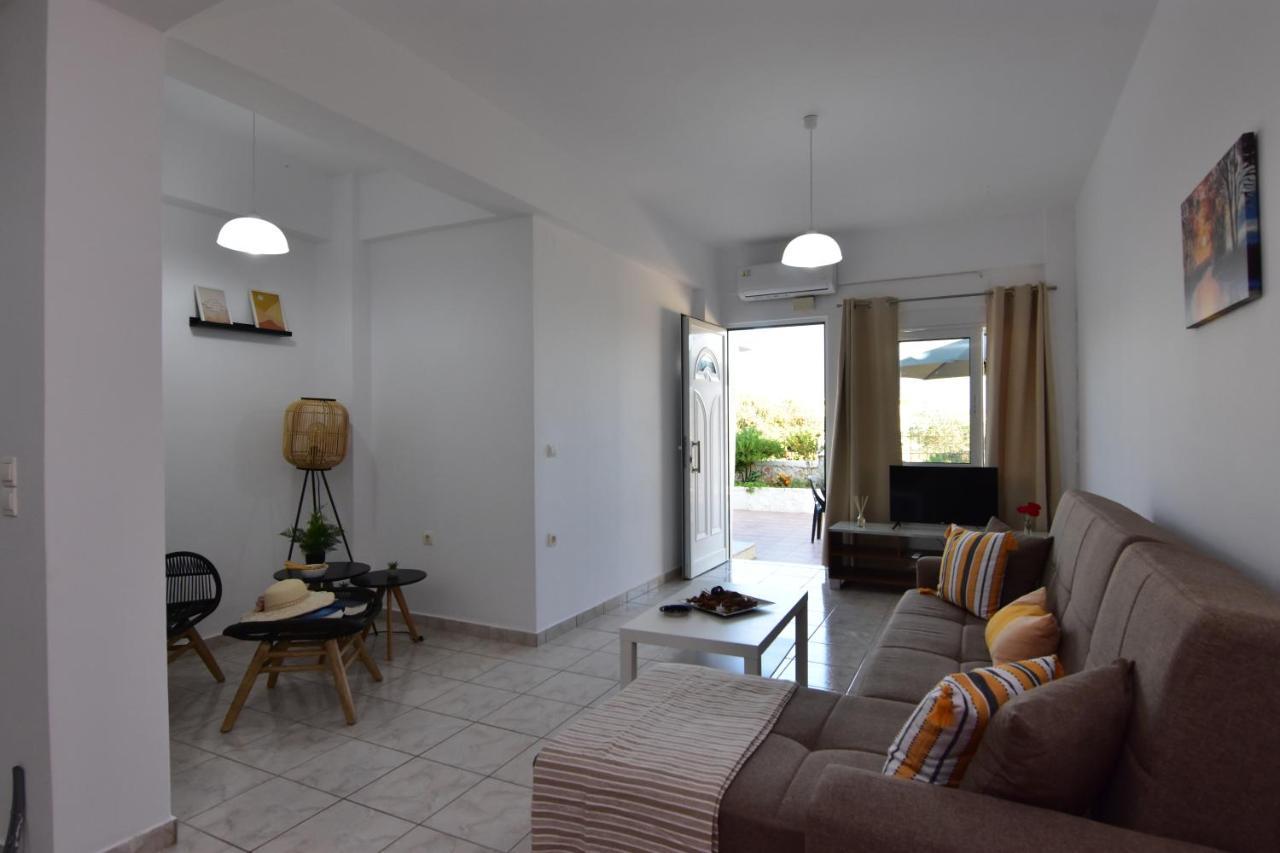Iakovos Apartments Chorafakia Buitenkant foto