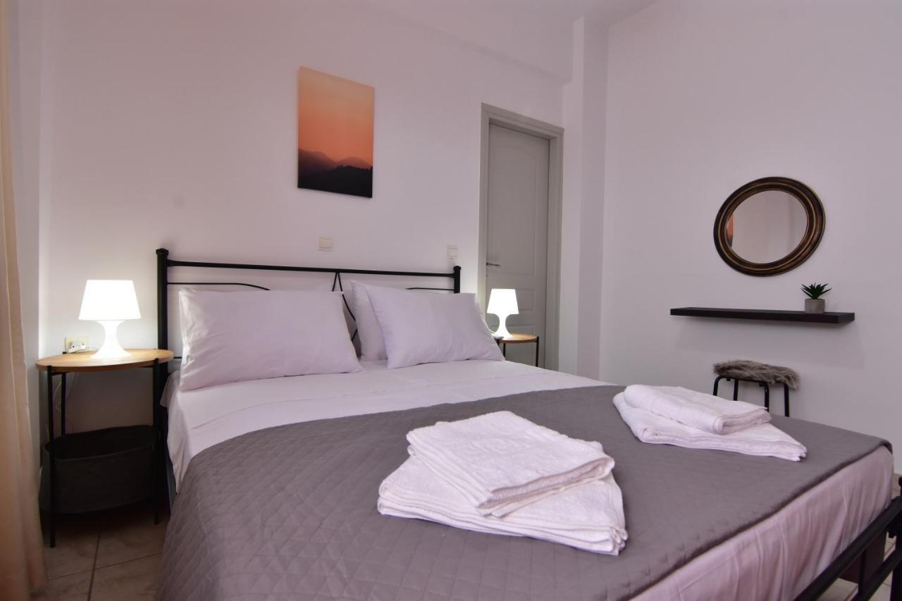 Iakovos Apartments Chorafakia Buitenkant foto