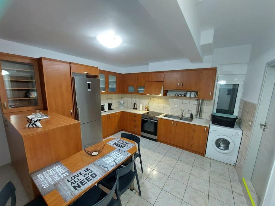 Iakovos Apartments Chorafakia Buitenkant foto