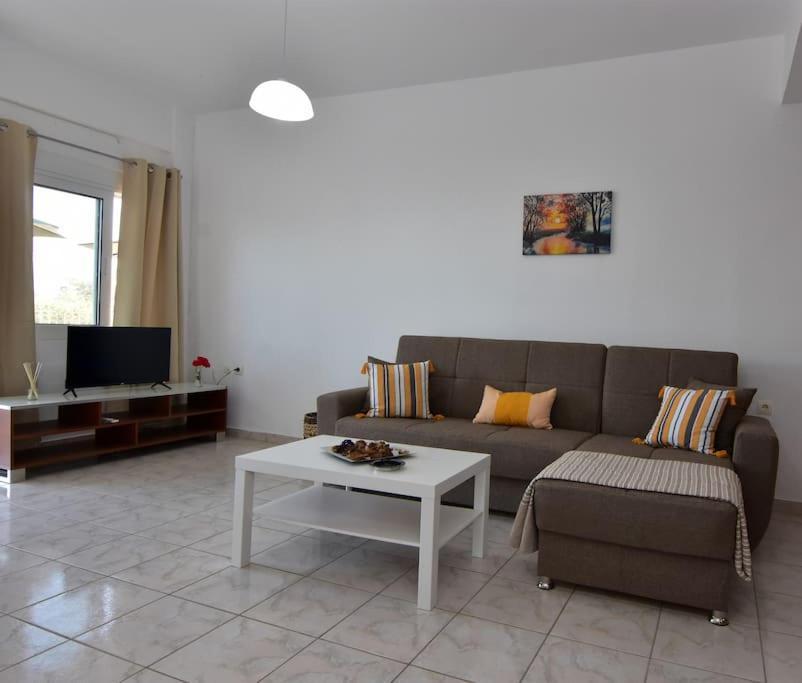 Iakovos Apartments Chorafakia Buitenkant foto