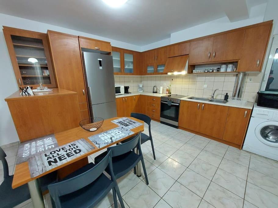 Iakovos Apartments Chorafakia Buitenkant foto