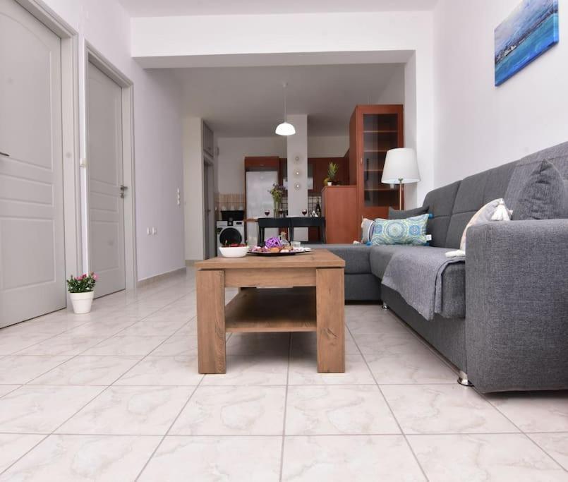 Iakovos Apartments Chorafakia Buitenkant foto