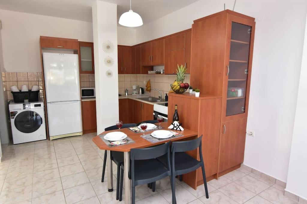 Iakovos Apartments Chorafakia Buitenkant foto